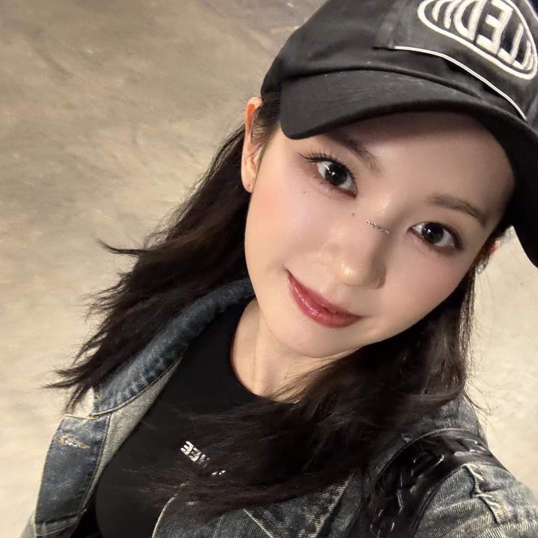 Behind-the-scenes cut of Mashiro (MADEIN)