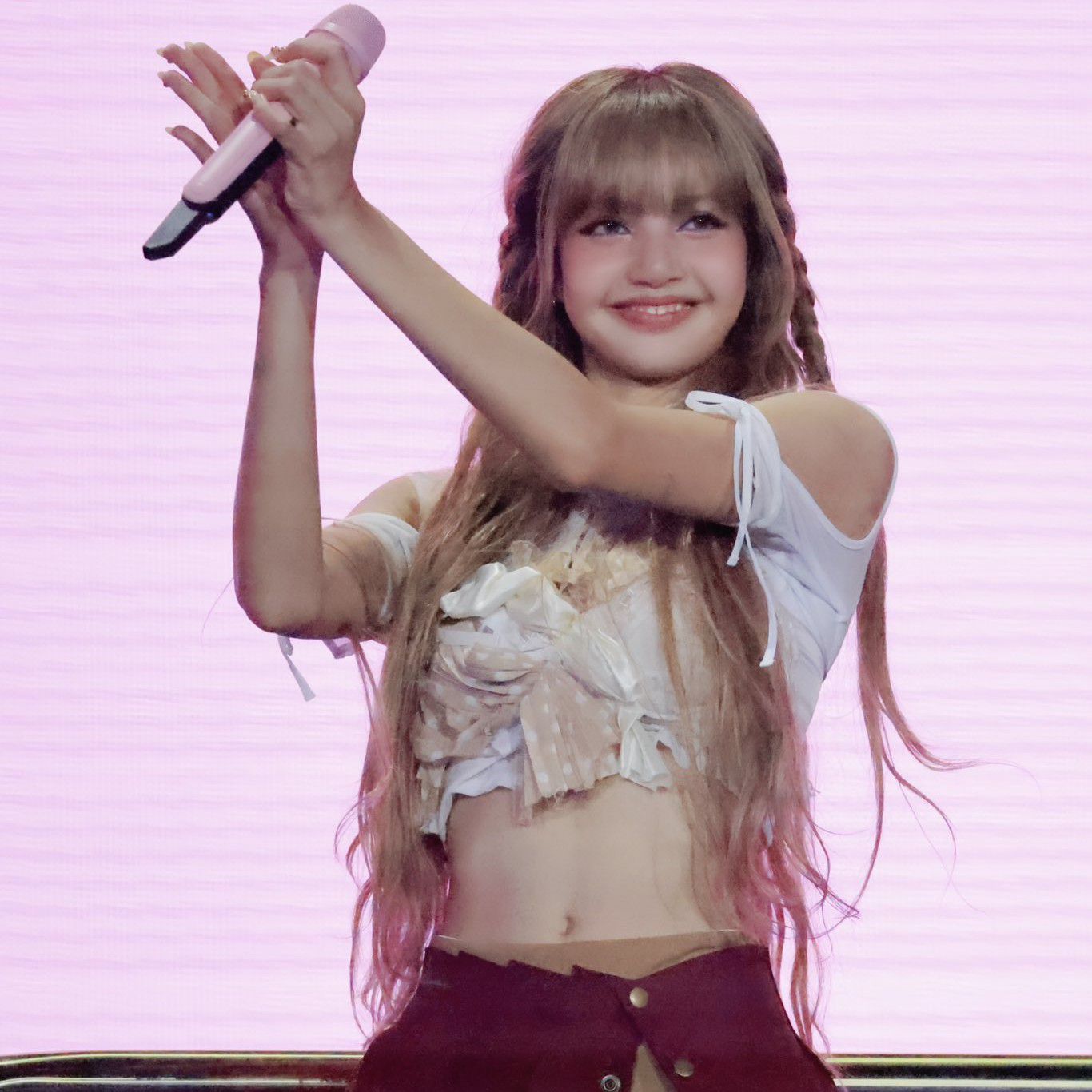 Lisa (BLACKPINK)粉丝拍下的瞬间