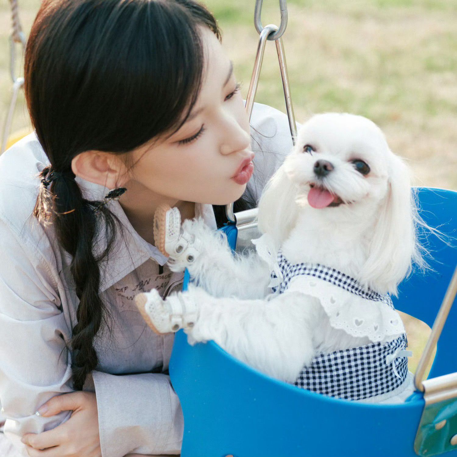 Latest photo of Cheng Xiao