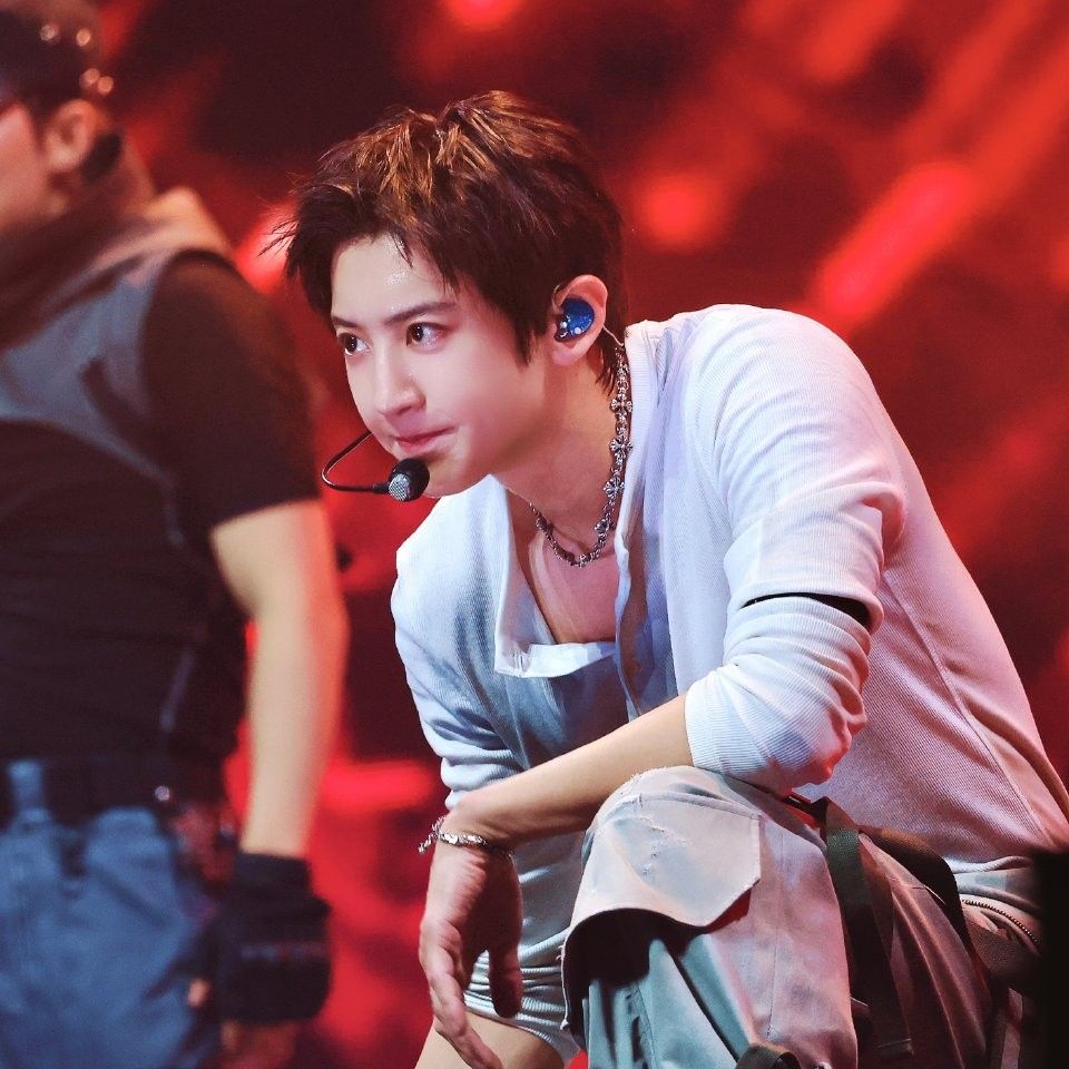 燦烈 (EXO)粉絲拍下的瞬間