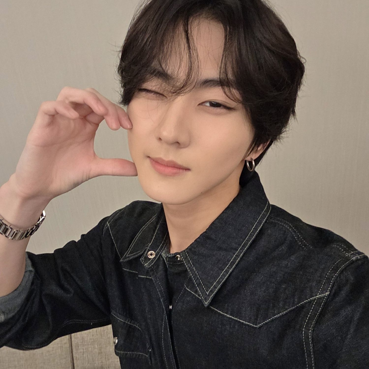 enhypen ジョンウォン ☆ENHYPEN ジョンウォン 着用！！【WKNDRS】BRUSH DENIM HOODIE