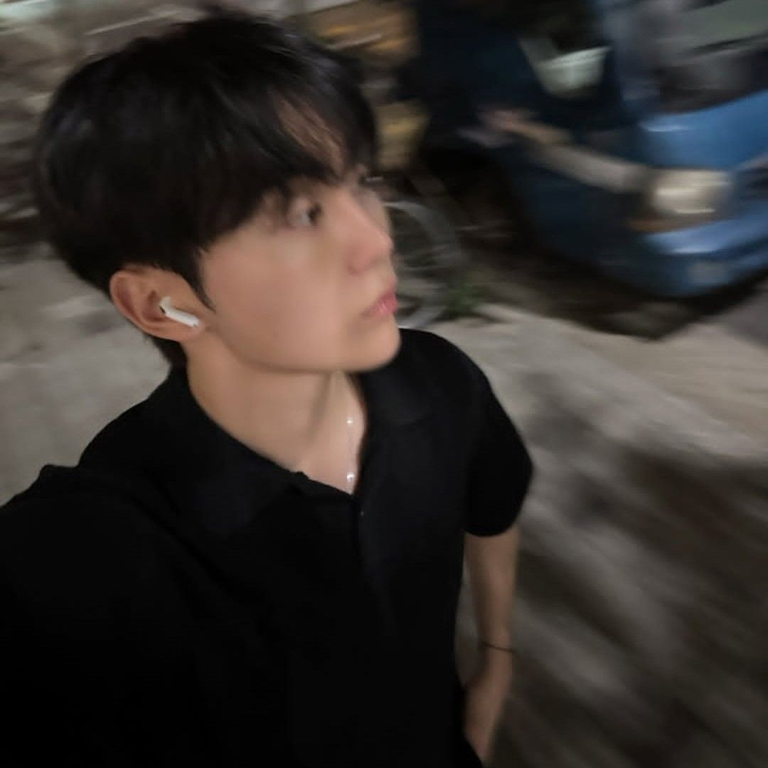 Recent activity shot of Seungkwan (SEVENTEEN)