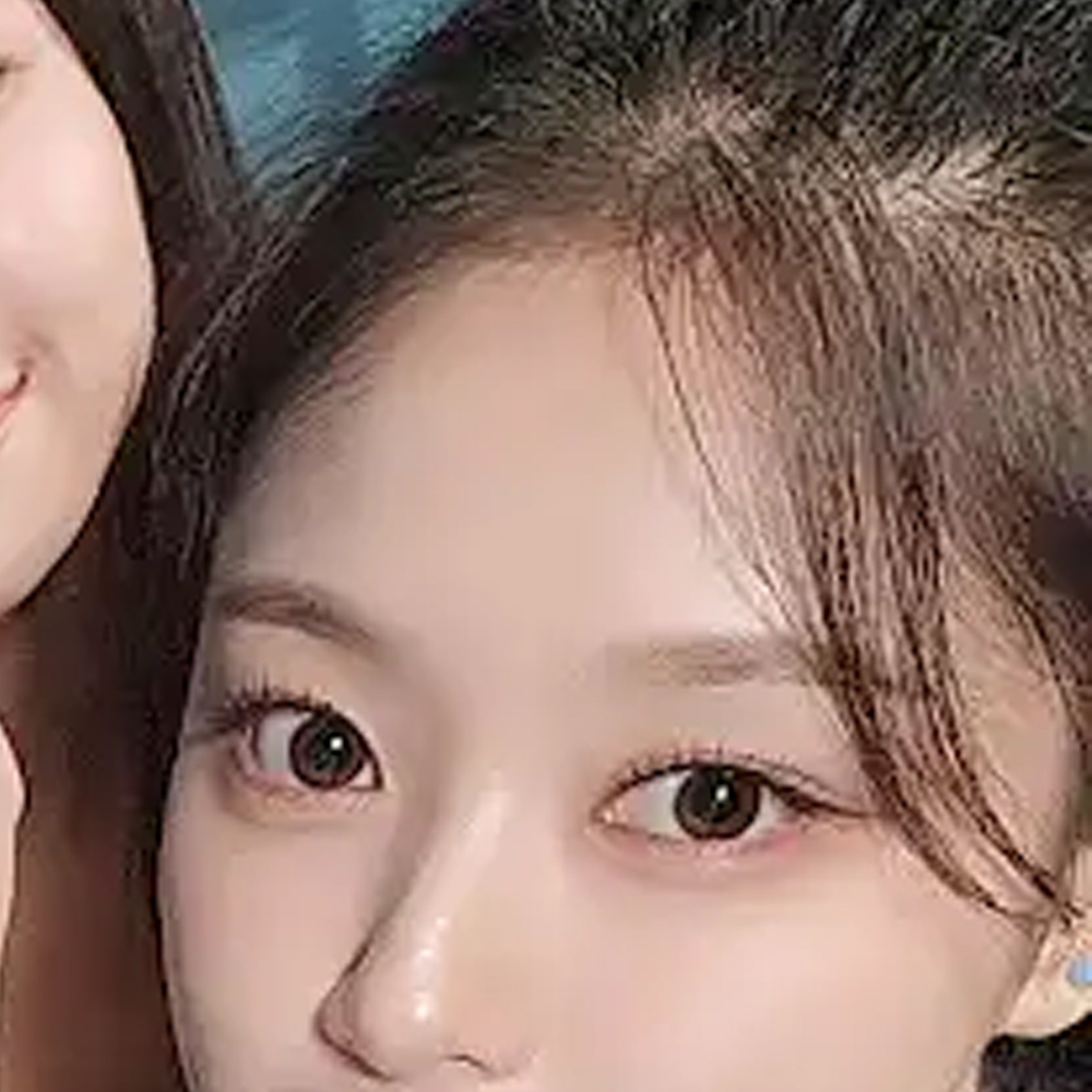 Recent activity shot of HyunJin (Loossemble)