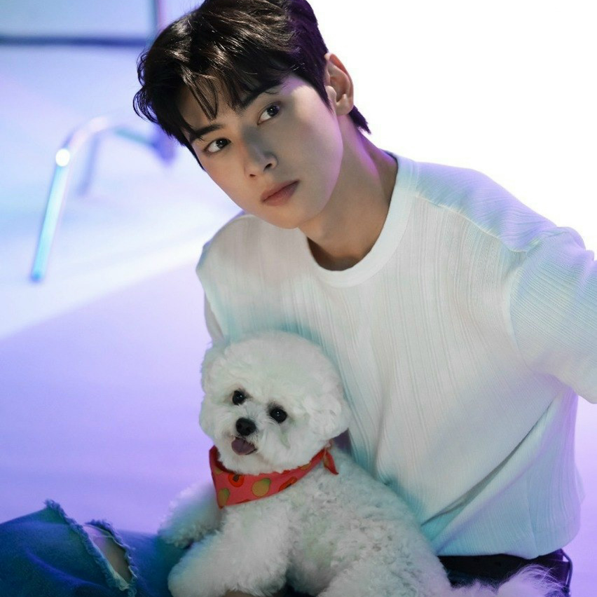 A moment captured by Eunwoo (ASTRO)'s fan