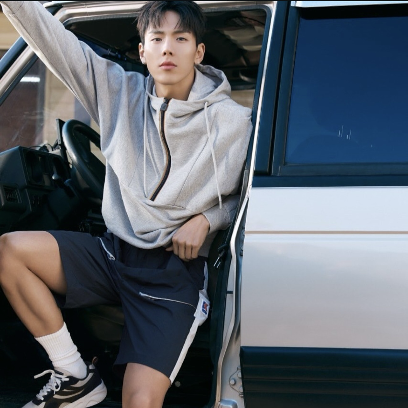 A moment captured by Shownu (MONSTA X)'s fan