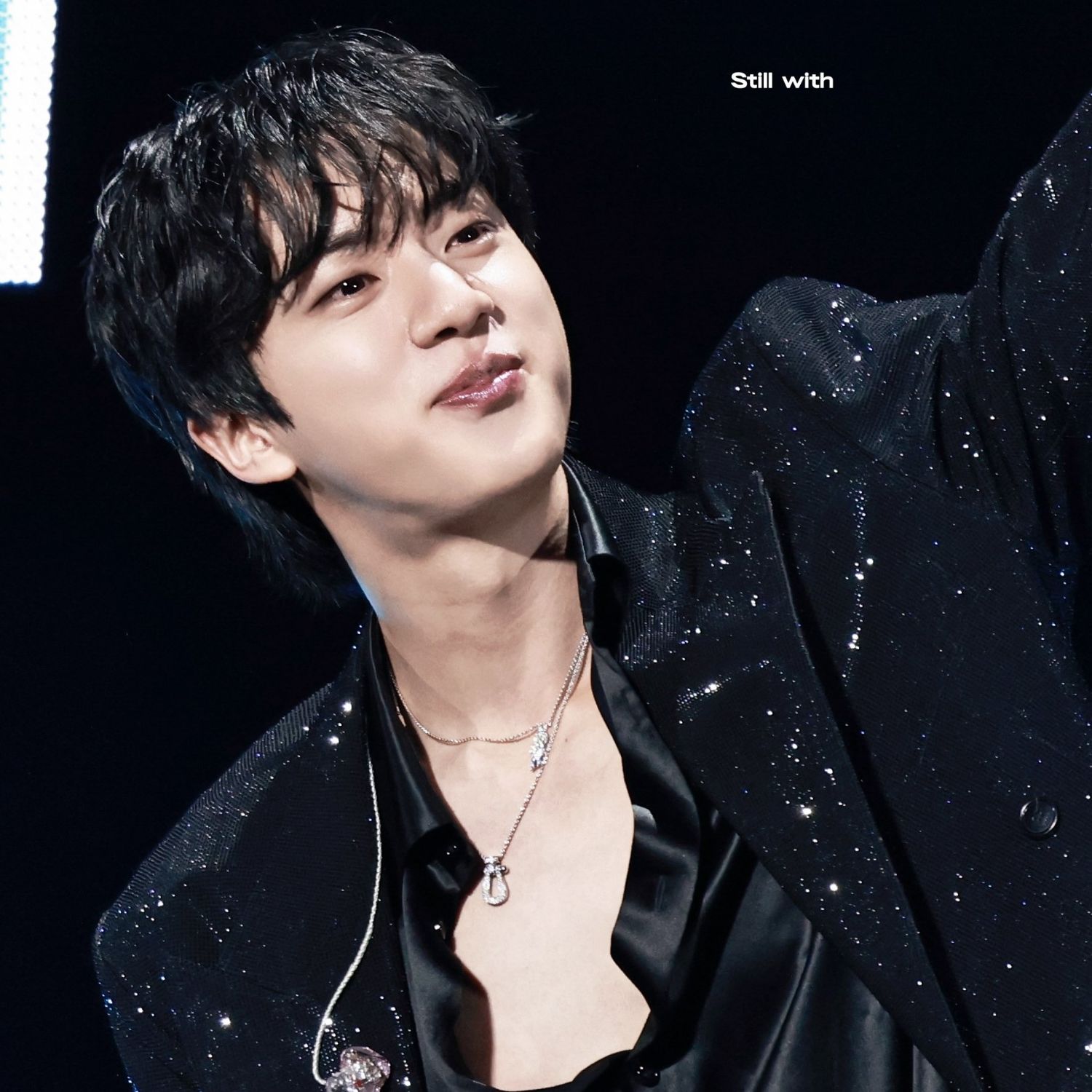 진 (방탄소년단)의 비하인드 컷