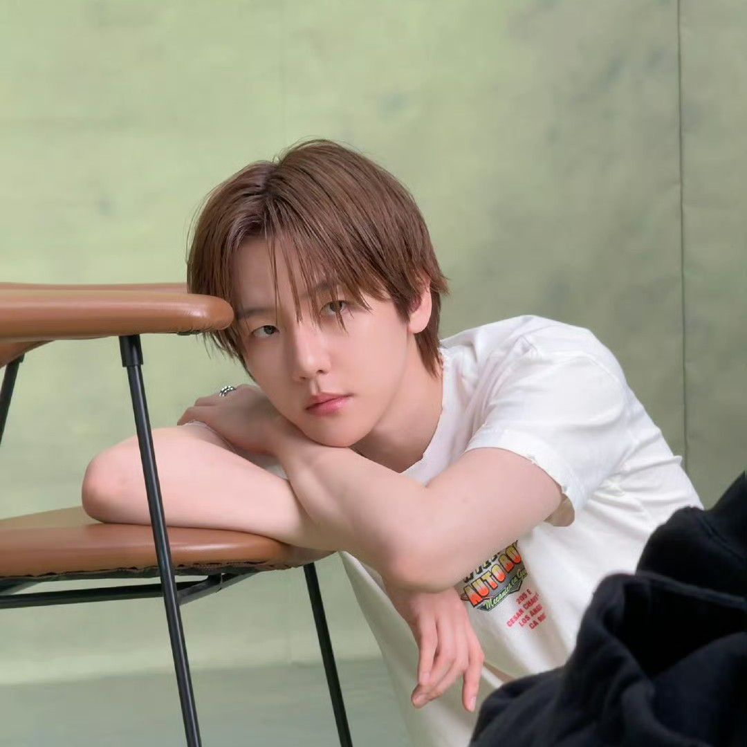 Latest photo of Baekhyun (EXO)