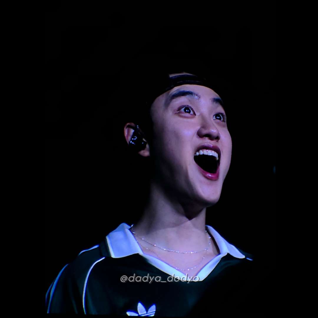 Behind-the-scenes cut of D.O. (EXO)