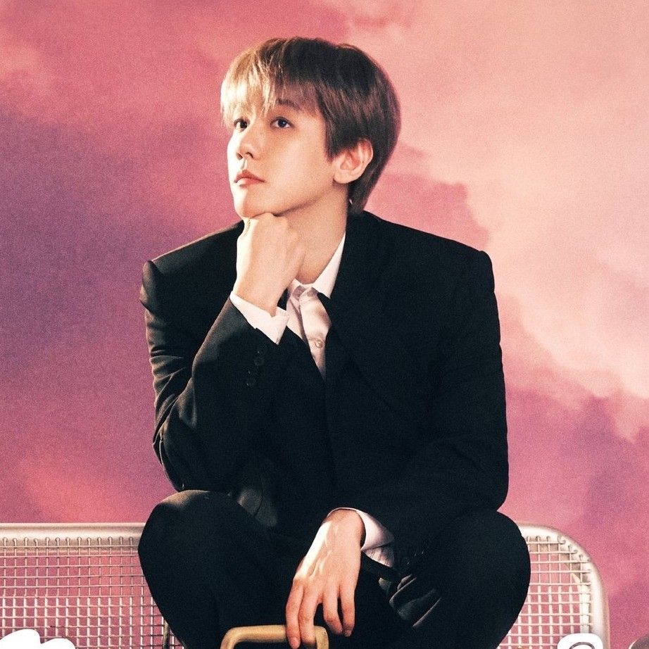 백현 (EXO)의 비하인드 컷