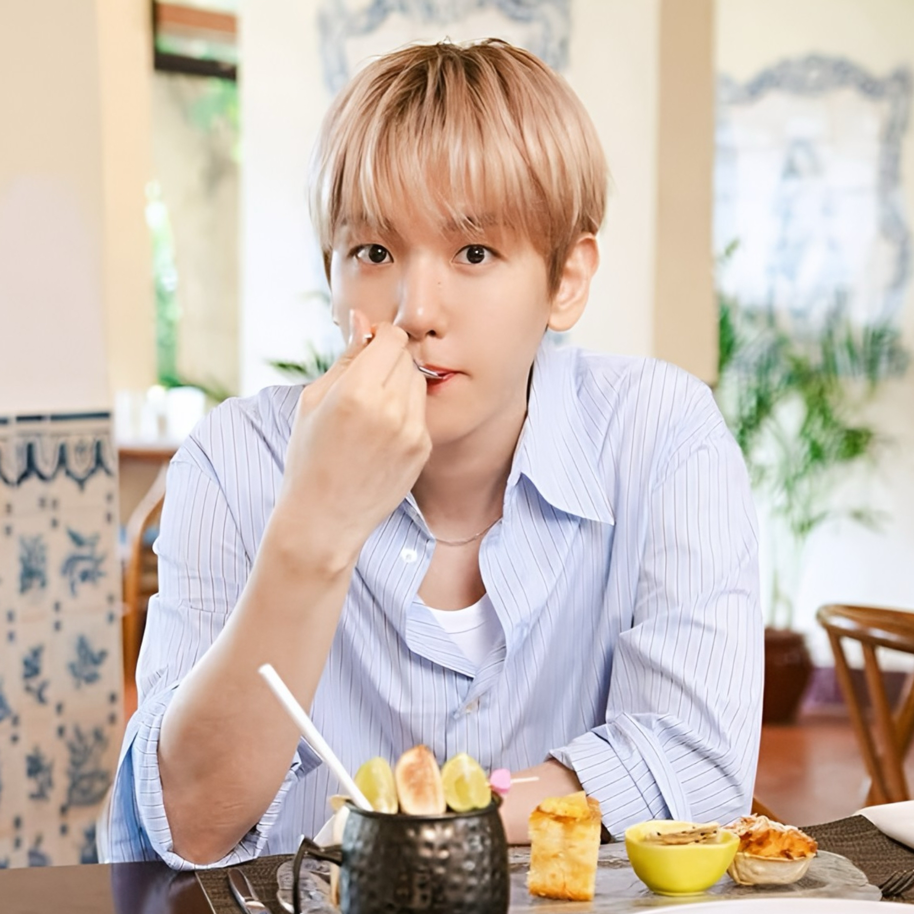 백현 (EXO) 최근 활동샷