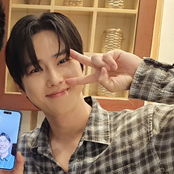 Suho (EXO)粉絲拍下的瞬間