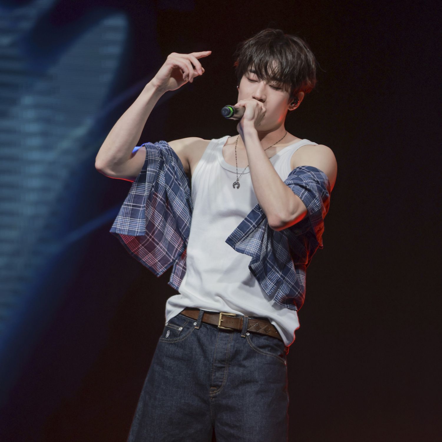Recent activity shot of Han Seungwoo
