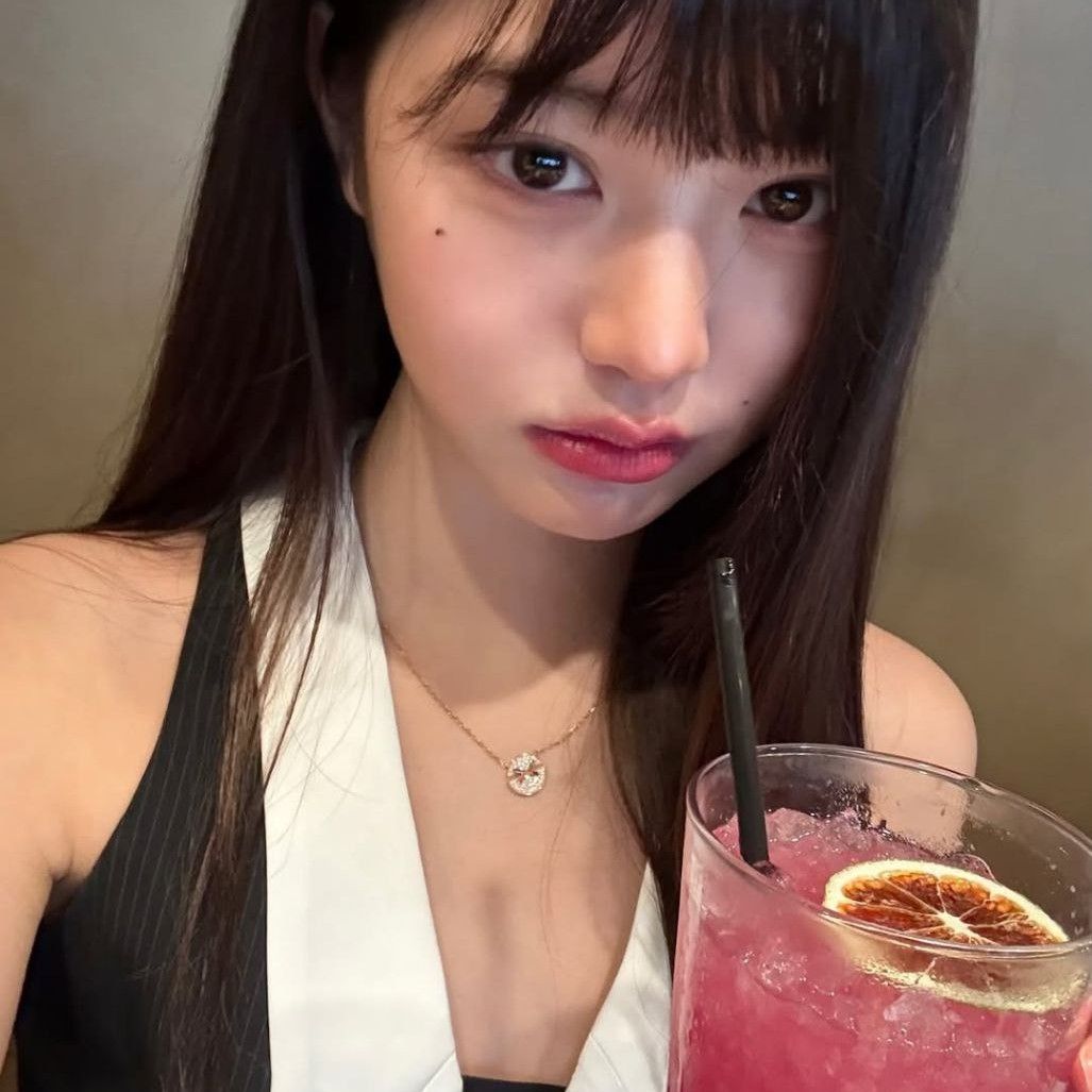 Latest photo of Jang Wonyoung (IVE)