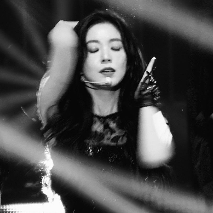 アイリーン (Red Velvet)の最新写真