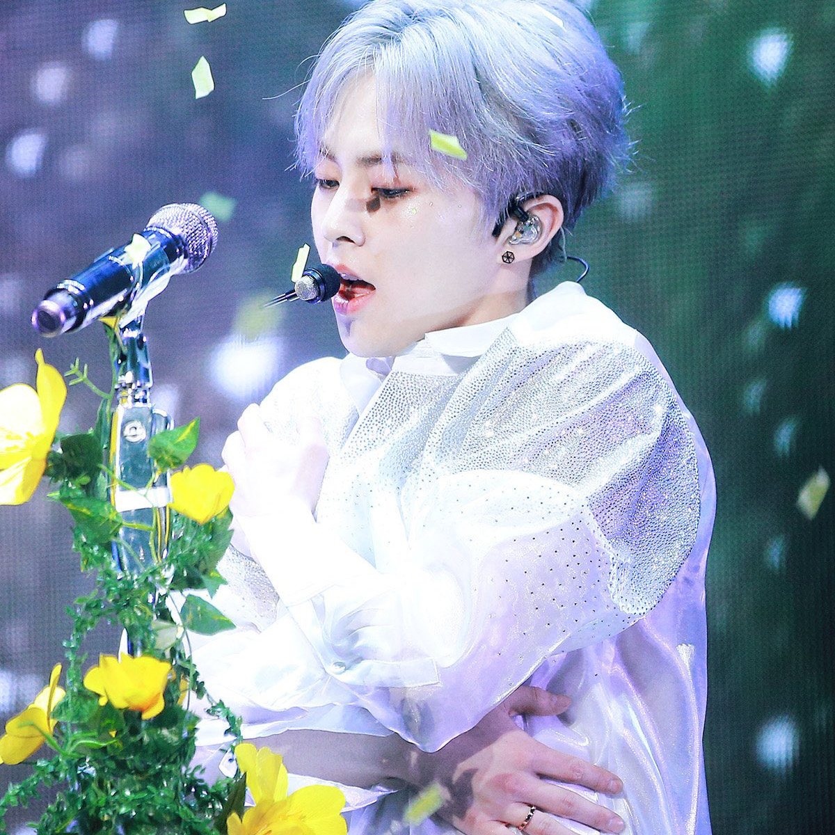 A moment captured by Xiumin (EXO)'s fan