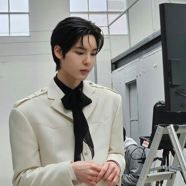 Behind-the-scenes cut of Tata (SMTR25)