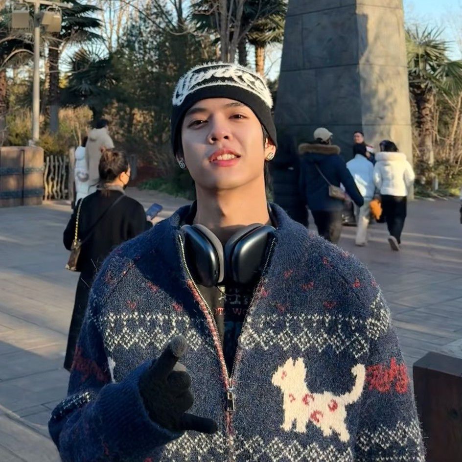 A moment captured by DORN (NexT1DE)'s fan