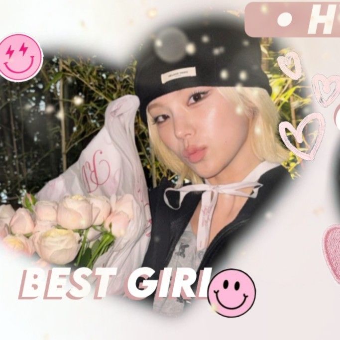 Latest photo of Yeji (ITZY)