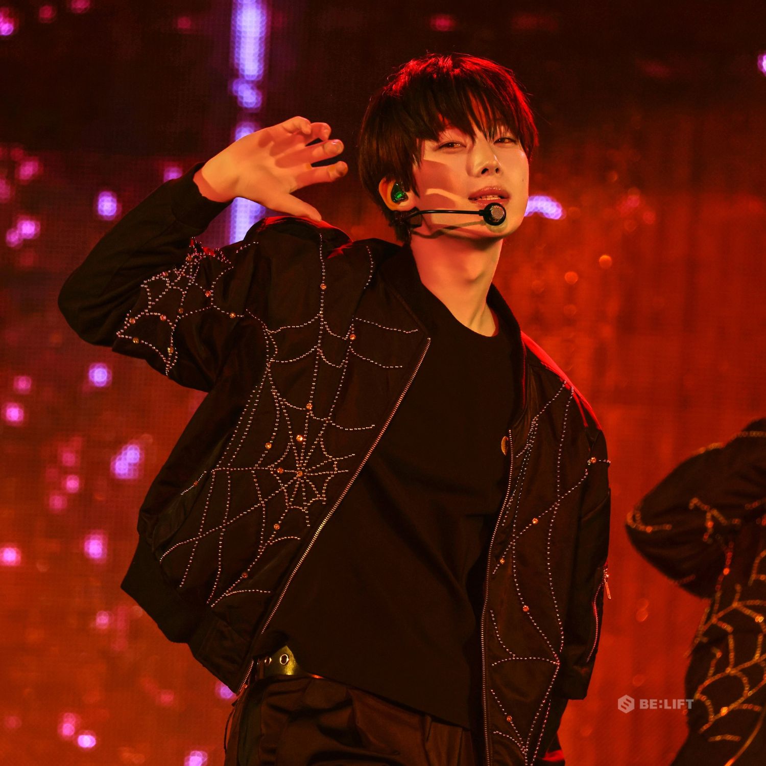 선우 (ENHYPEN) 최근 활동샷