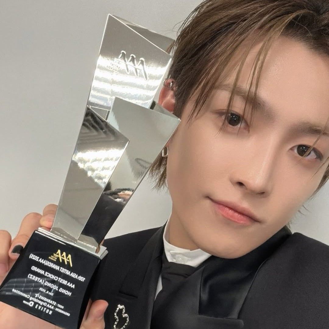 A moment captured by Hongjoong (ATEEZ)'s fan