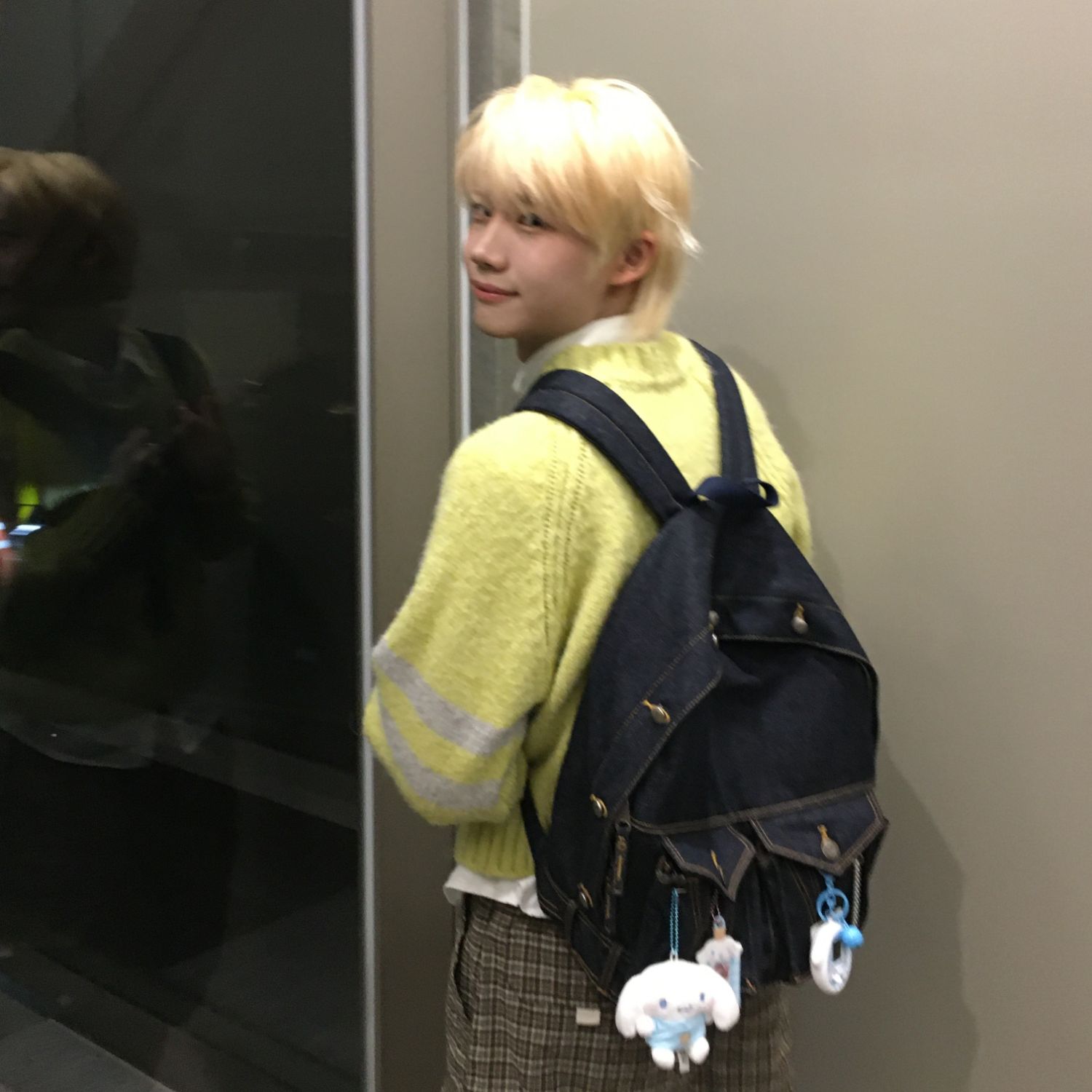 A moment captured by Sakurada Kenshin (CLOSE YOUR EYES)'s fan