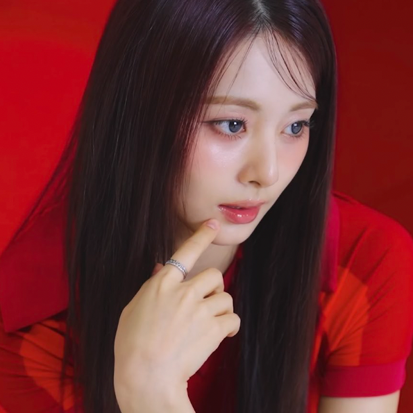 Recent activity shot of Tzuyu (TWICE)