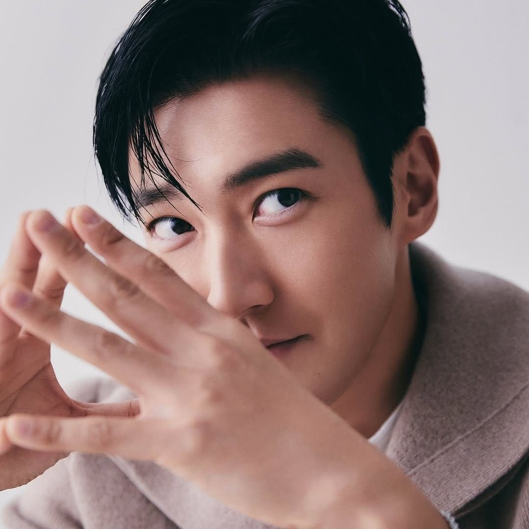 A moment captured by Siwon (Super Junior)'s fan