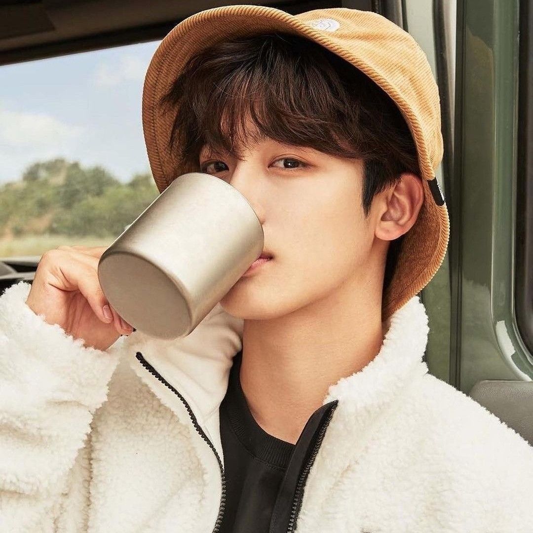 Behind-the-scenes cut of Kim Yohan (WEi)