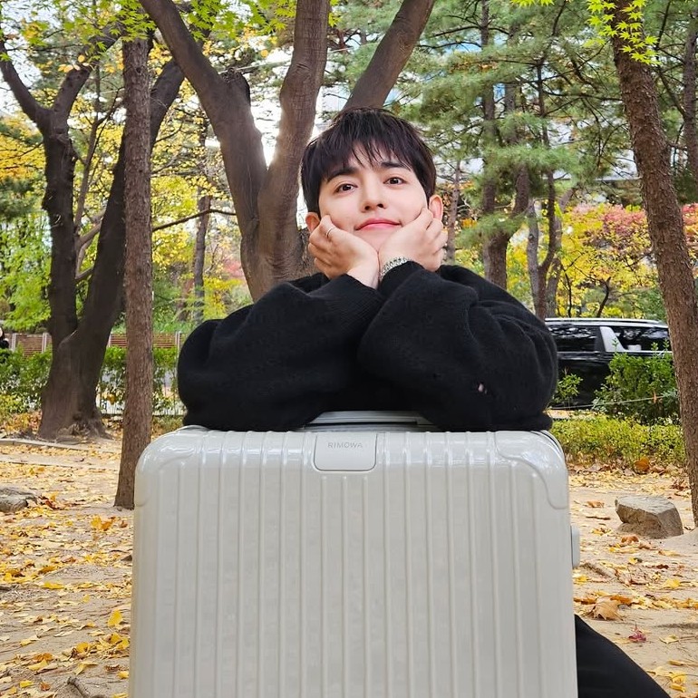 Latest photo of S.Coups (SEVENTEEN)