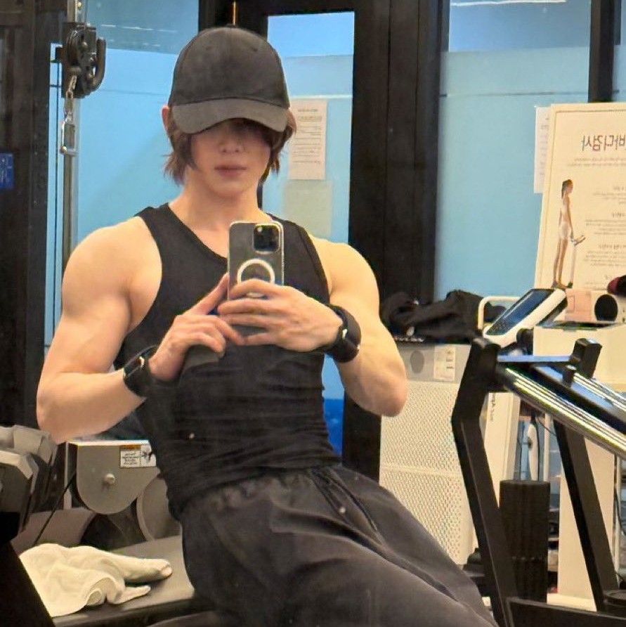 Recent activity shot of ATEEZ