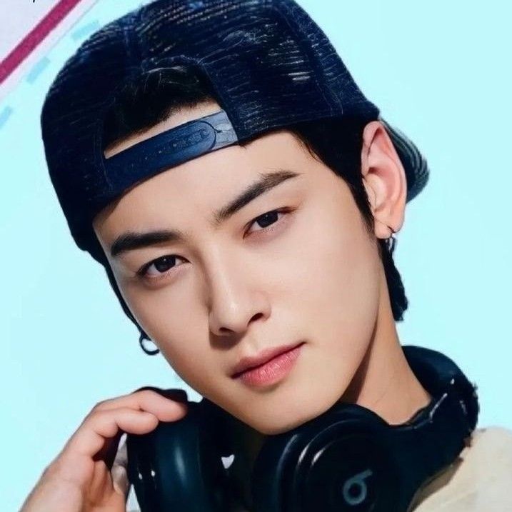 A moment captured by Eunwoo (ASTRO)'s fan