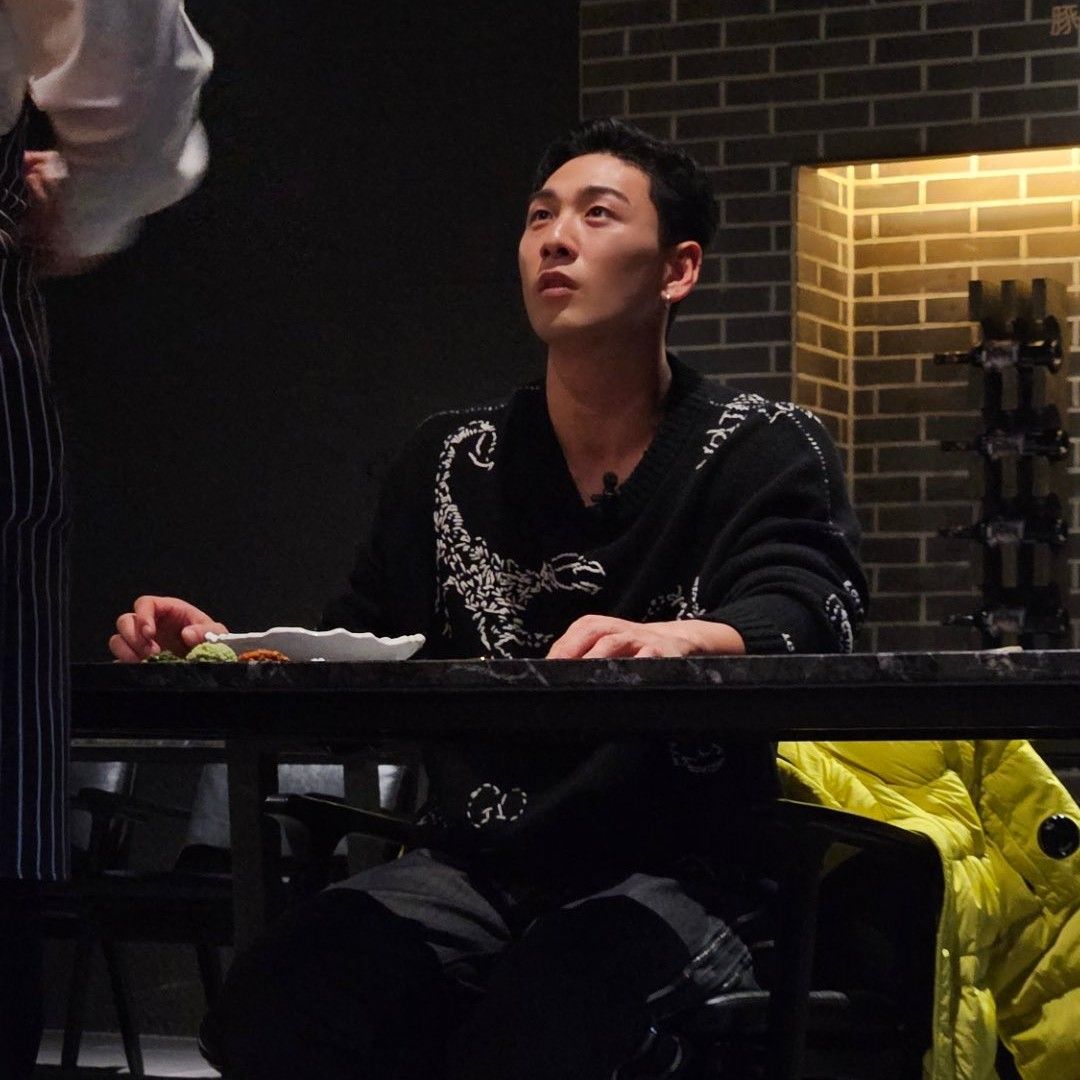 백호의 비하인드 컷