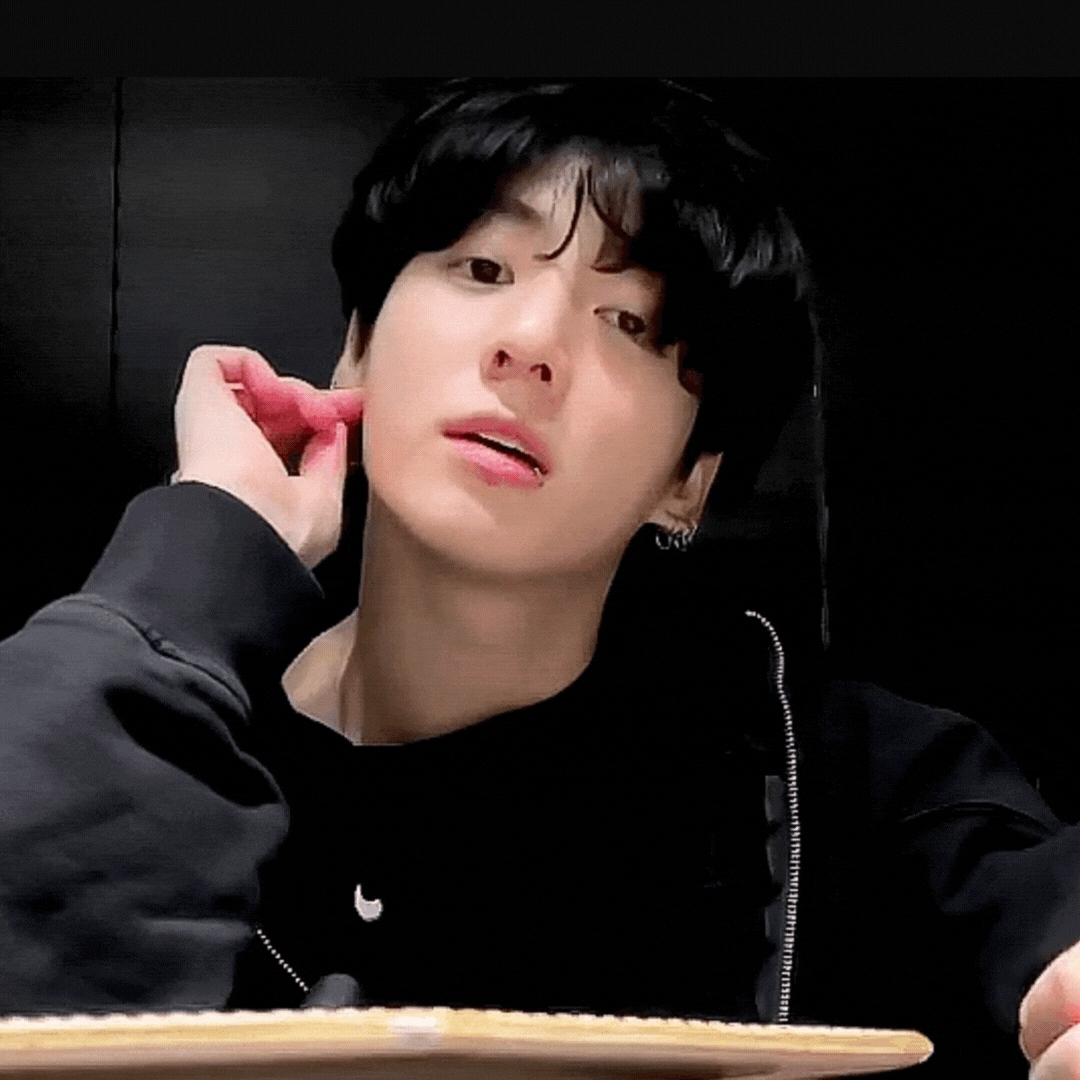 정국 (방탄소년단) 최근 활동샷