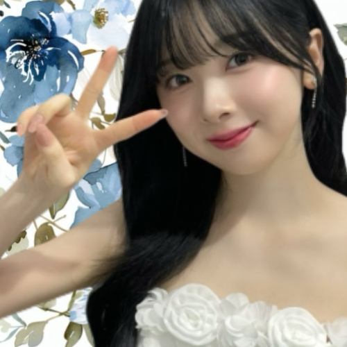Latest photo of Miihi (NiziU)