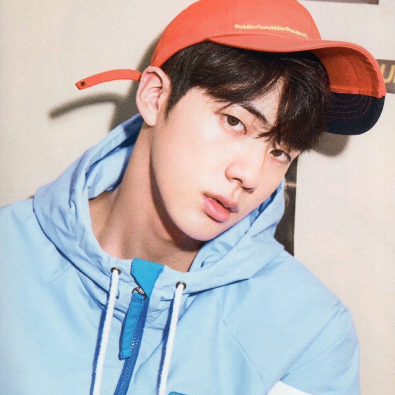 진 (방탄소년단)의 최신 사진