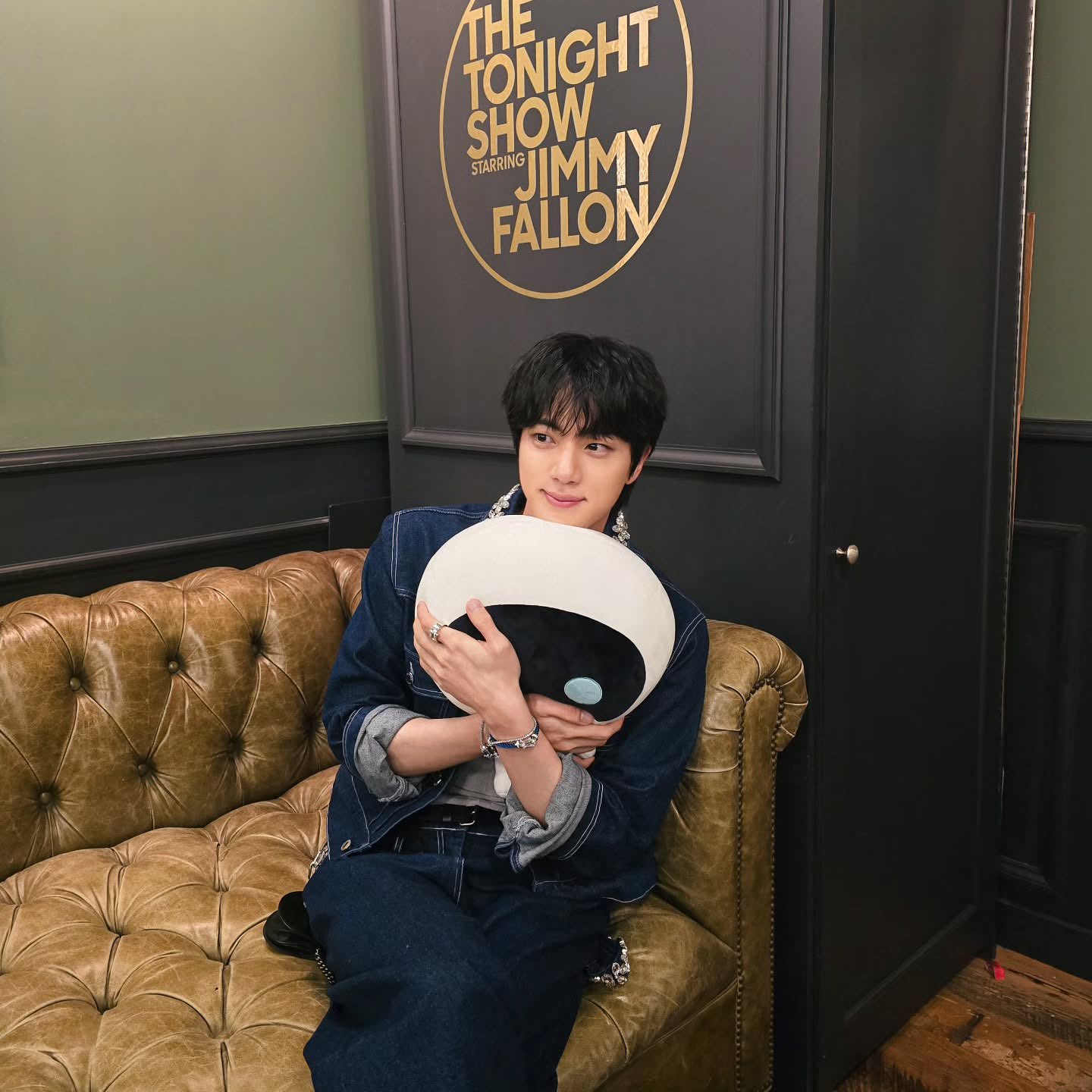 ジン (BTS)の舞台裏ショット