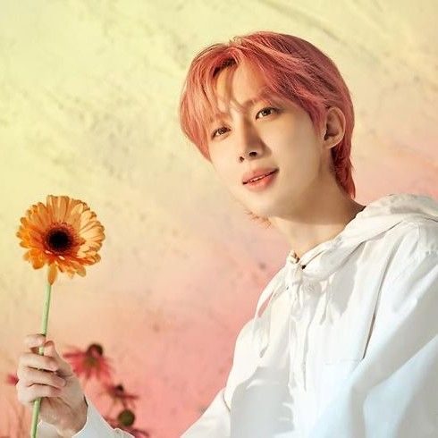 フイ (PENTAGON)の最新写真