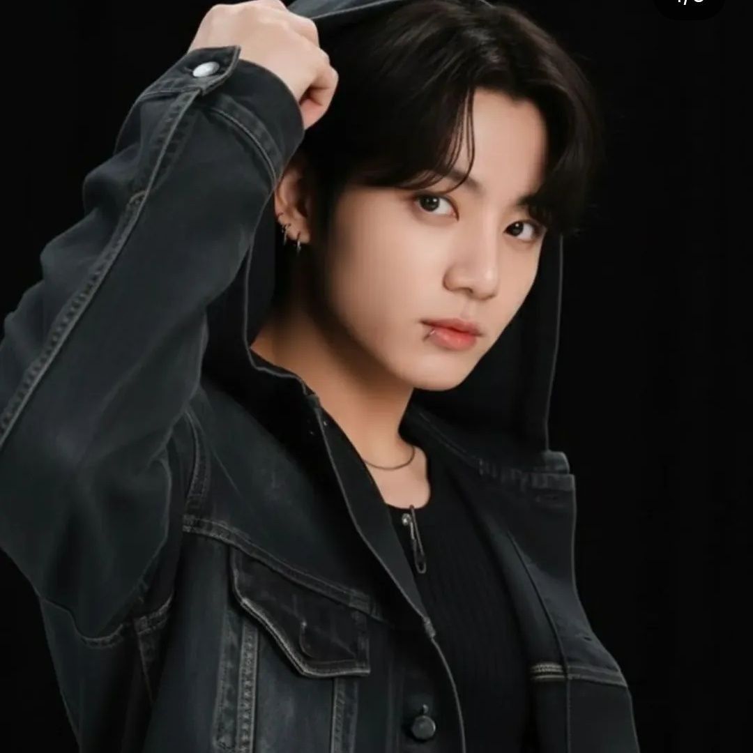 Latest photo of Jungkook (BTS)
