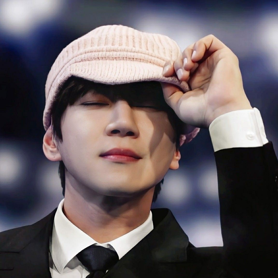 Recent activity shot of Hwang Chiyeol
