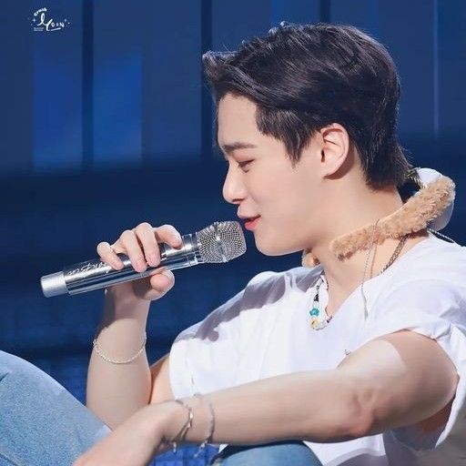 文彬 (ASTRO)粉絲拍下的瞬間