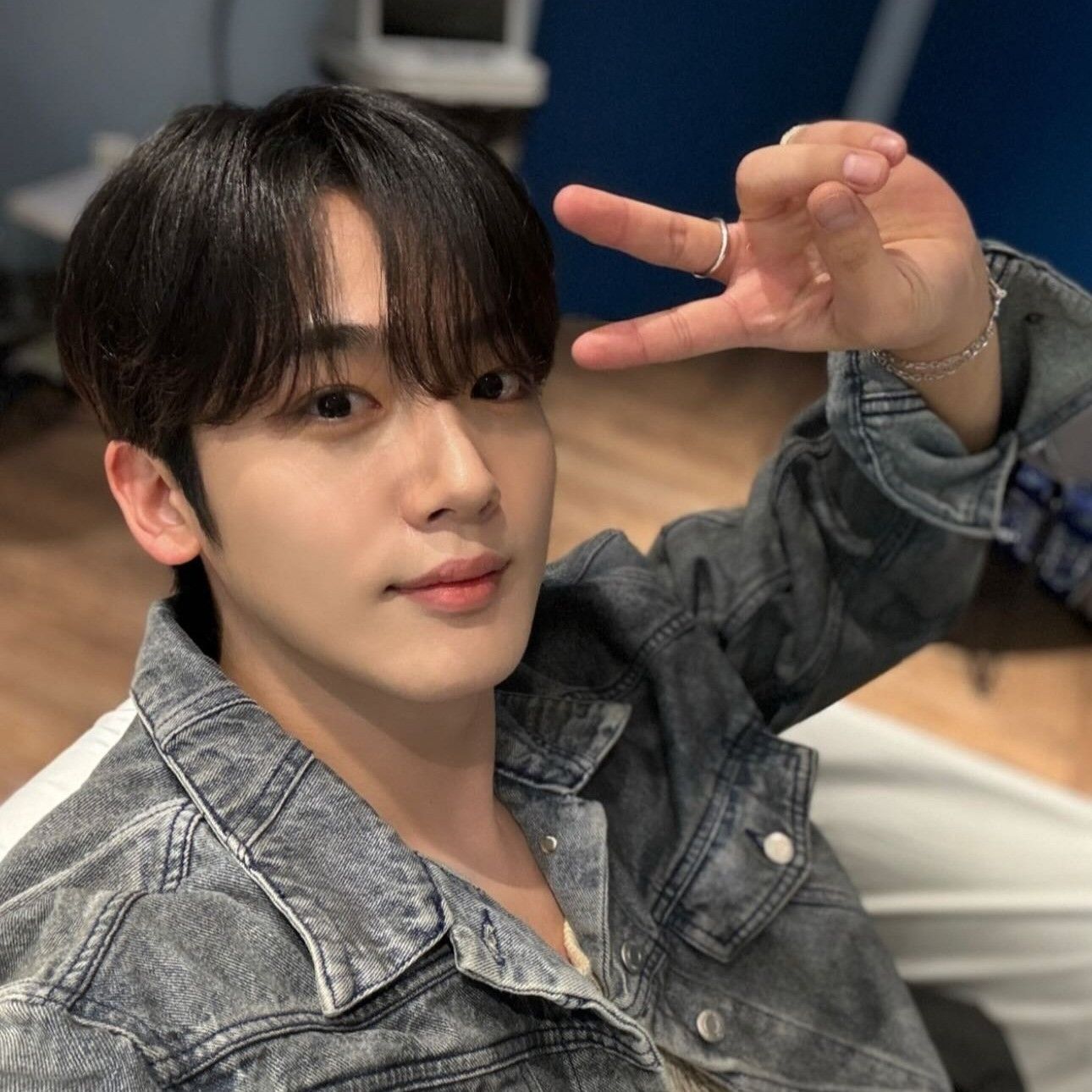 Latest photo of Kim Yohan (WEi)
