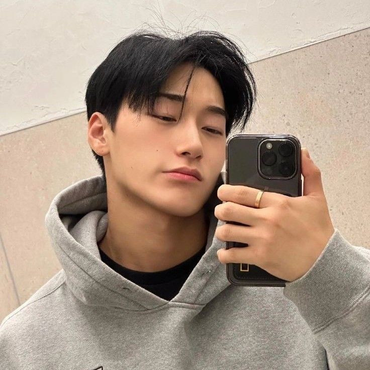 Foto aktivitas terbaru ATEEZ