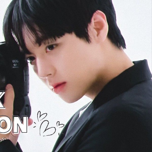 朴志訓的最新活動照片