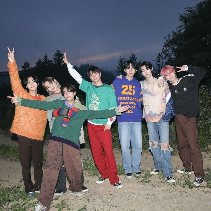 Foto terbaru ENHYPEN