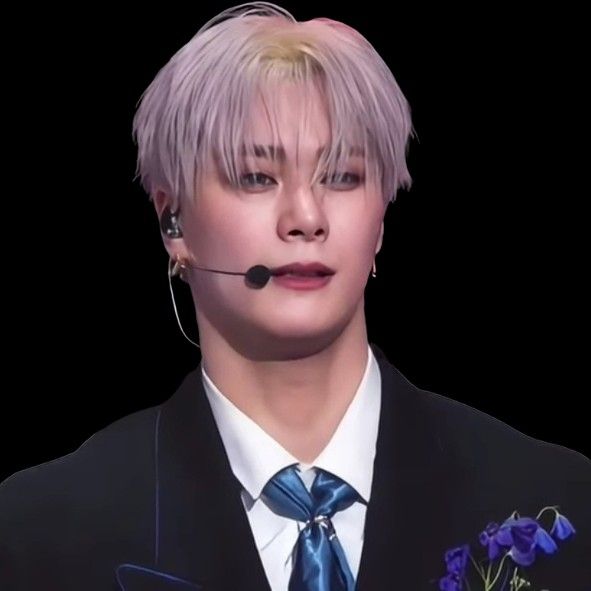 A moment captured by Moonbin (ASTRO)'s fan