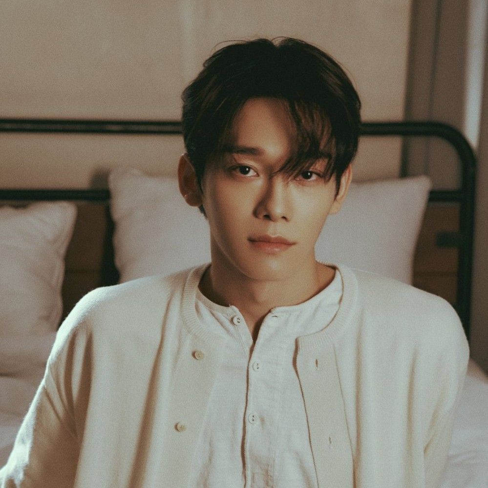 Behind-the-scenes cut of Chen (EXO)