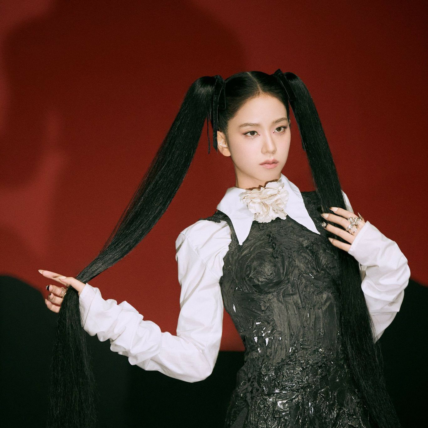 Recent activity shot of Jisoo (BLACKPINK)