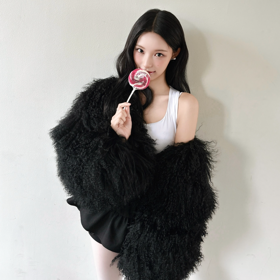 Behind-the-scenes cut of Woni (RESCENE)