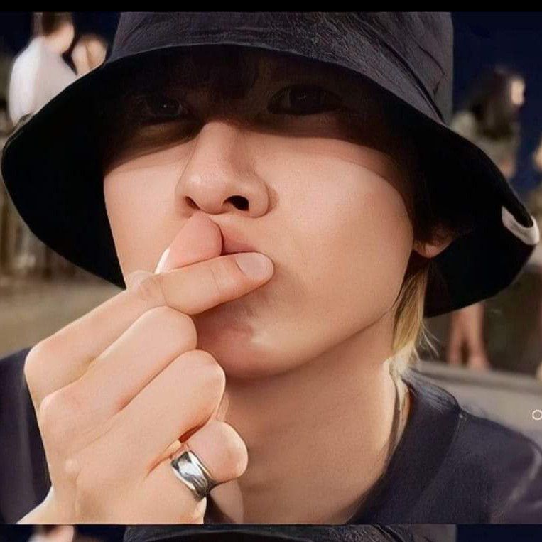 Latest photo of Eunhyuk (Super Junior)