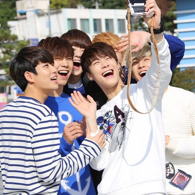 Latest photo of Moonbin (ASTRO)